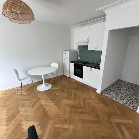 Apartment Studio Plein Centre De *